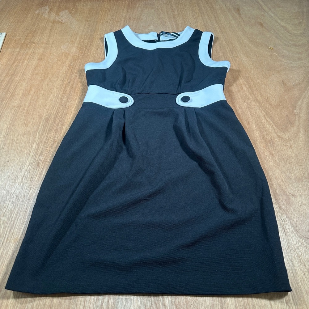 Bay Studio Petite Dress Women 10P Black White Colorblock Sleeveless 7320 Mod